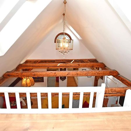 Romantic Apartment Under The Prague Castle Екстериор снимка